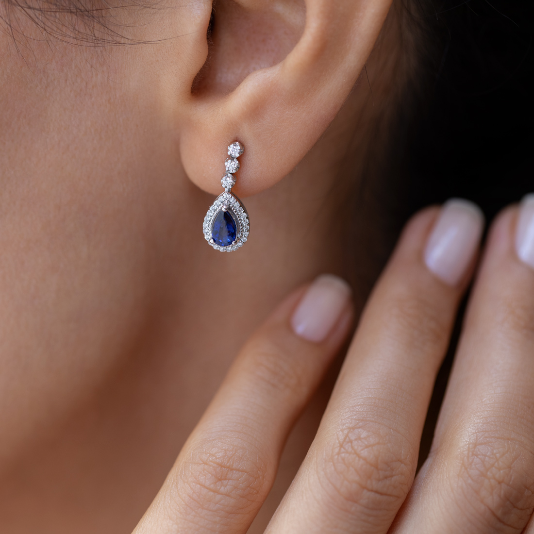 1,23 Karat Pırlantalı Safir Küpe